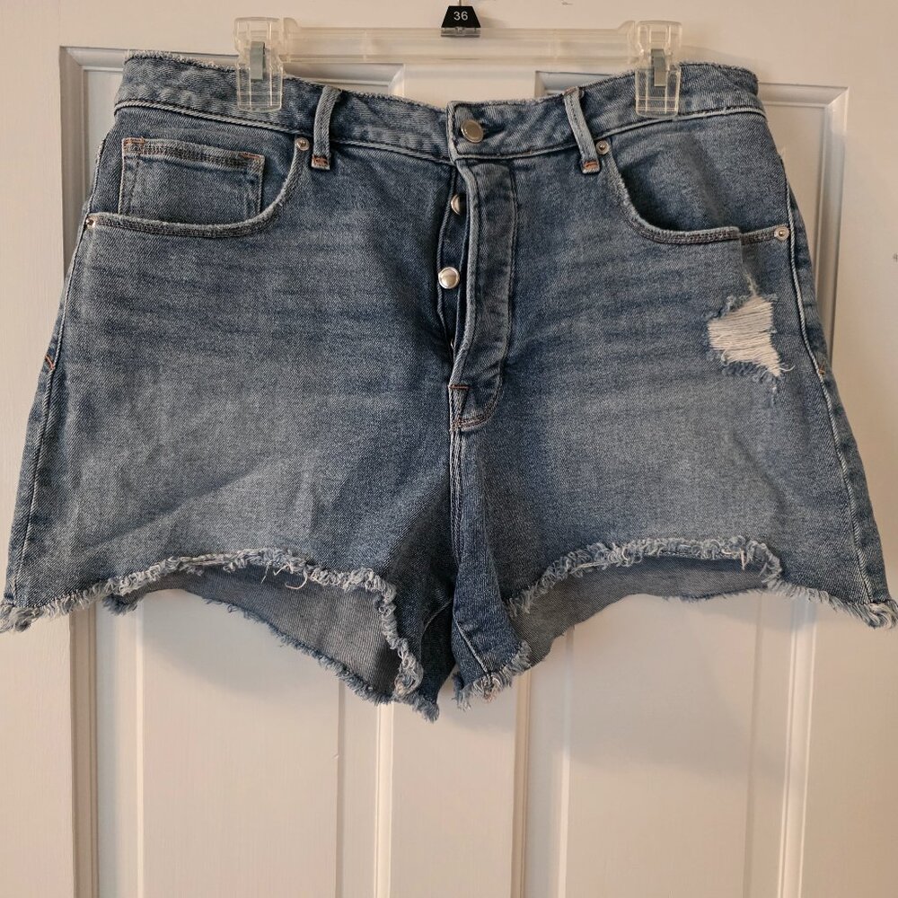 Good American Shorts